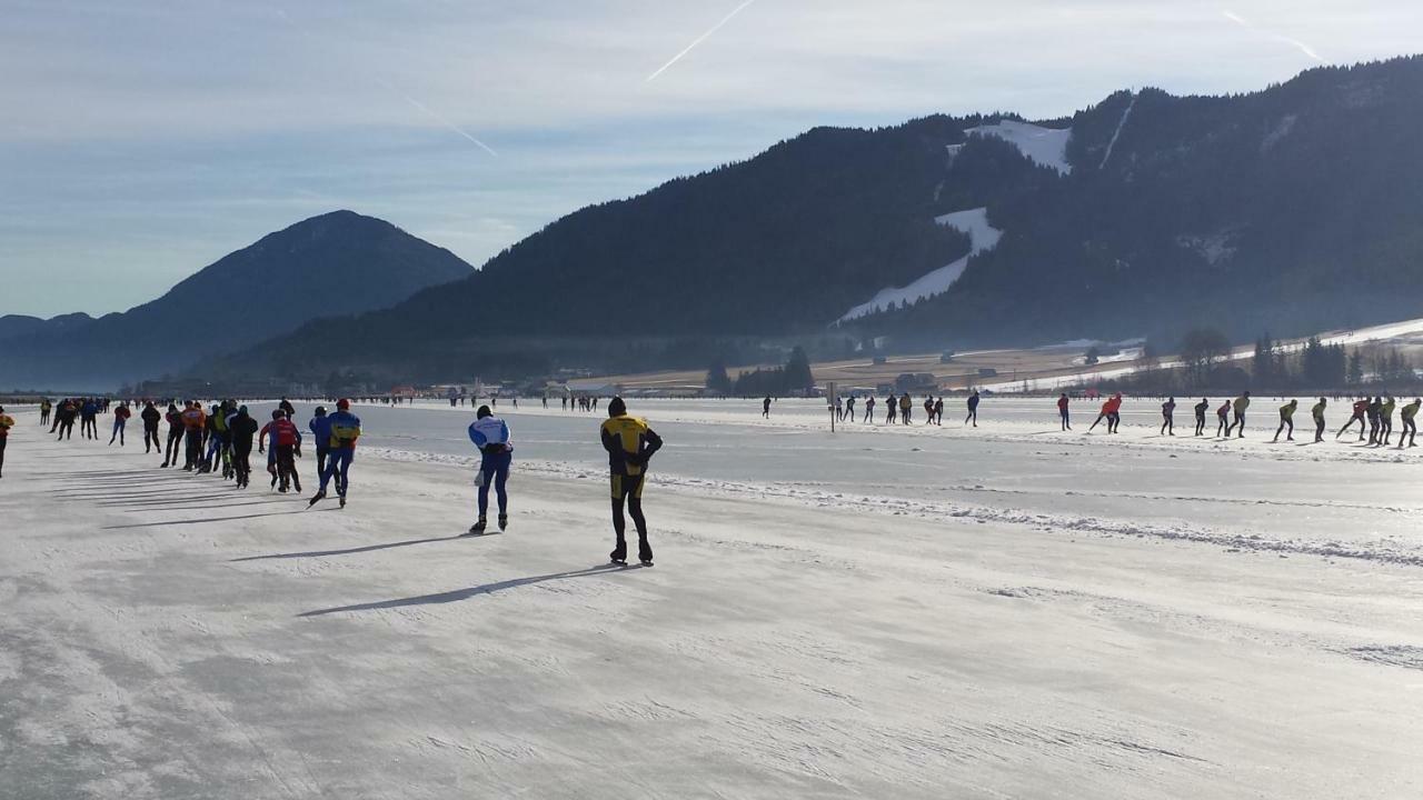 Haus Lackner Am Weissensee In Kaernten Exteriér fotografie
